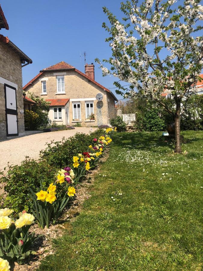 La Besace Bed & Breakfast Sainte-Croix  Екстериор снимка
